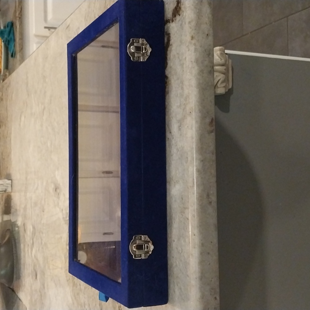 LARGE ROYAL BLUE VELVET GLASS TOP RING CASE, 14 X 9"
